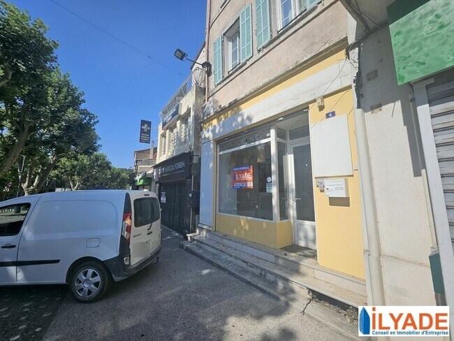 Plus de détails pour Local commercial à louer
