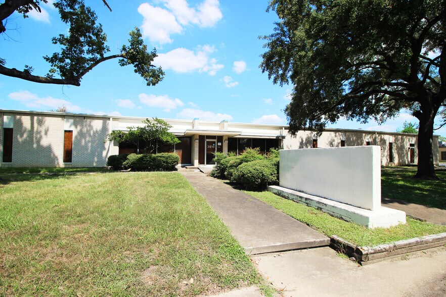 3810 Dacoma St, Houston, TX à louer - Photo de l’immeuble – Image 2 sur 5