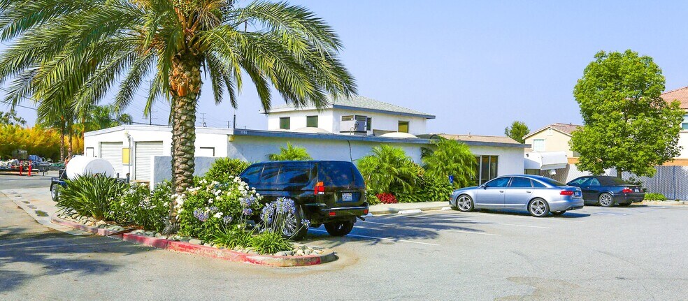 1760 Marlborough Ave, Riverside, CA à vendre - Photo principale – Image 1 sur 4