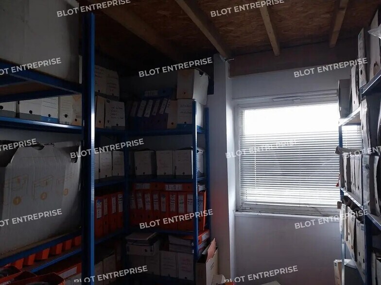 Bureau dans Ergué-Gabéric à louer - Photo de l’immeuble – Image 3 sur 15