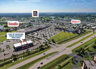 2000 Kings Hwy, Port Charlotte, FL à louer Photo de l’immeuble– Image 1 sur 2