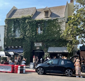Plus de détails pour 8428 Melrose Pl, Los Angeles, CA - Local commercial à louer