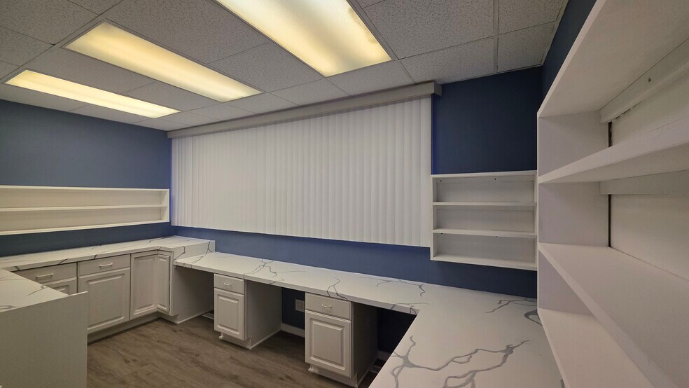 243 Southbound Gratiot Ave, Mount Clemens, MI à vendre - Photo de l’immeuble – Image 3 sur 7