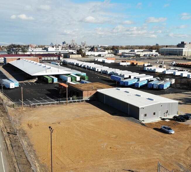 185 W McLemore Ave, Memphis, TN à louer - Photo de l’immeuble – Image 3 sur 8