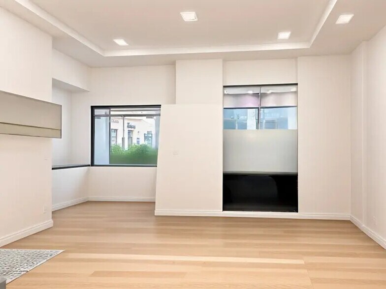 Local commercial dans Lyon à louer - Photo de l’immeuble – Image 2 sur 2