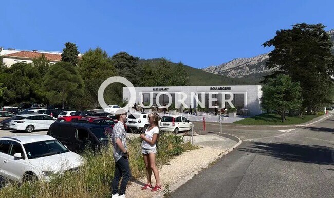 Plus de détails pour Local commercial à louer