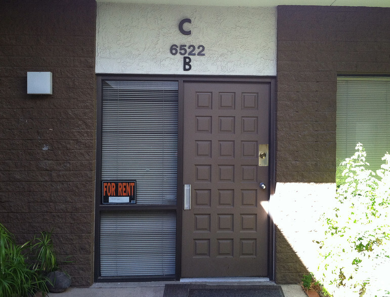 6516-6522 E Carondelet Dr, Tucson, AZ à louer - Photo de l’immeuble – Image 2 sur 3