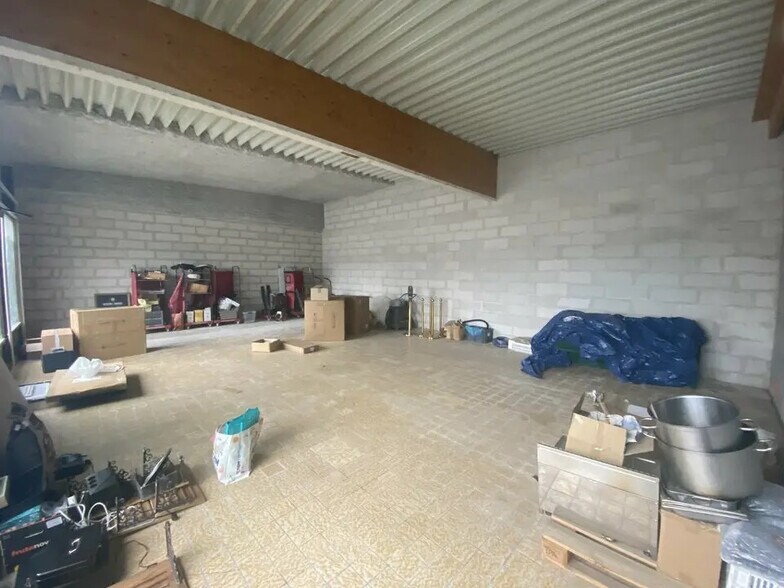 Local commercial dans Harfleur à louer - Photo de l’immeuble – Image 3 sur 4
