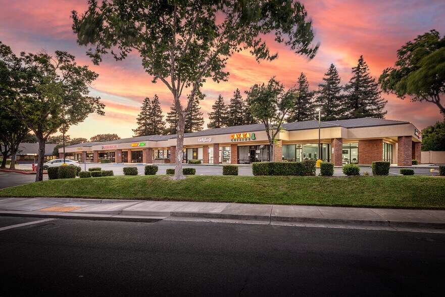 995 Oliver Rd, Fairfield, CA à louer - Photo de l’immeuble – Image 1 sur 7