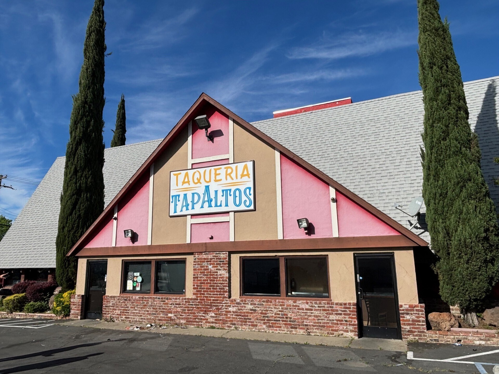 3435 El Camino Ave, Sacramento, CA à louer Photo principale– Image 1 sur 8