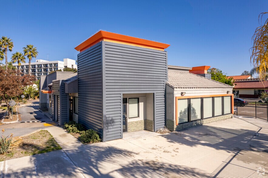 5322 El Cajon Blvd, San Diego, CA à vendre - Photo de l’immeuble – Image 2 sur 4