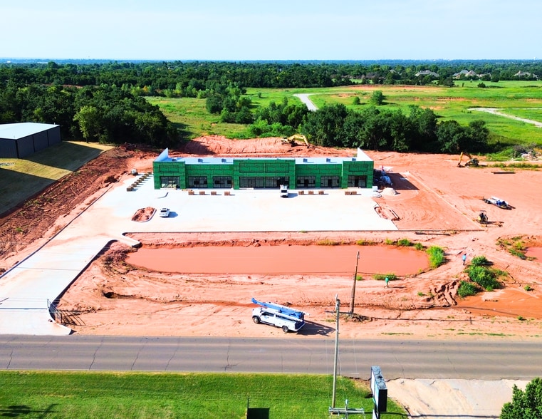 SWQ of Waterloo Rd & Coltrane Rd, Edmond, OK à louer - Aérien – Image 3 sur 5