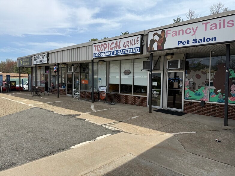 110-132 Rt-304, Nanuet, NY à vendre - Photo de l’immeuble – Image 2 sur 4