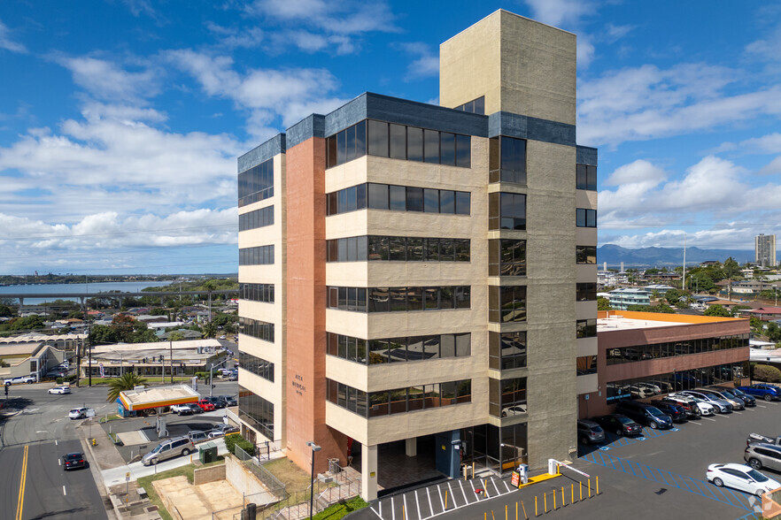 99-128 Aiea Heights Dr, Aiea, HI à louer - Photo principale – Image 1 sur 10