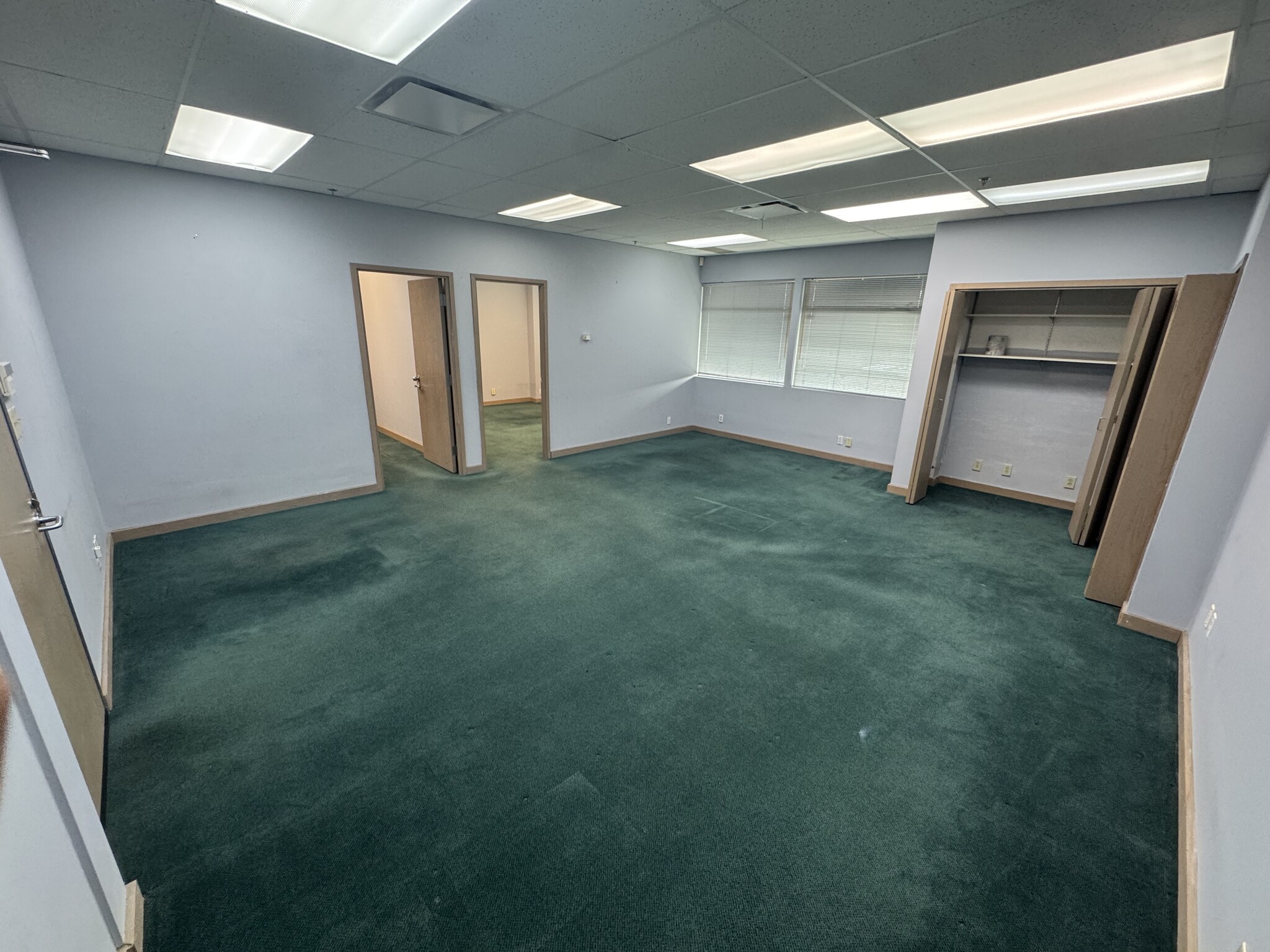 8134-8278 Granville St, Vancouver, BC à louer Photo intérieure– Image 1 sur 3