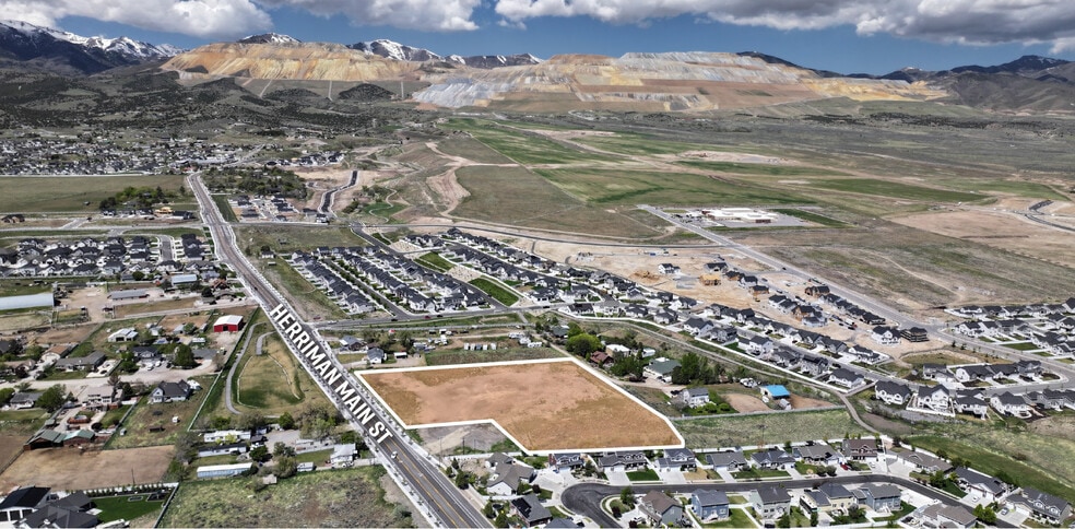 6628 Herriman Main Street, Herriman, UT à vendre - Aérien – Image 2 sur 3