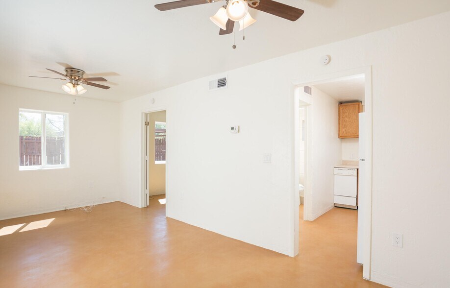 3625 E Bellevue St, Tucson, AZ à vendre - Photo intérieure – Image 3 sur 28