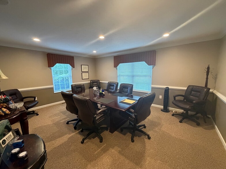 730 E Second St, Blue Ridge, GA à vendre - Photo intérieure – Image 3 sur 31