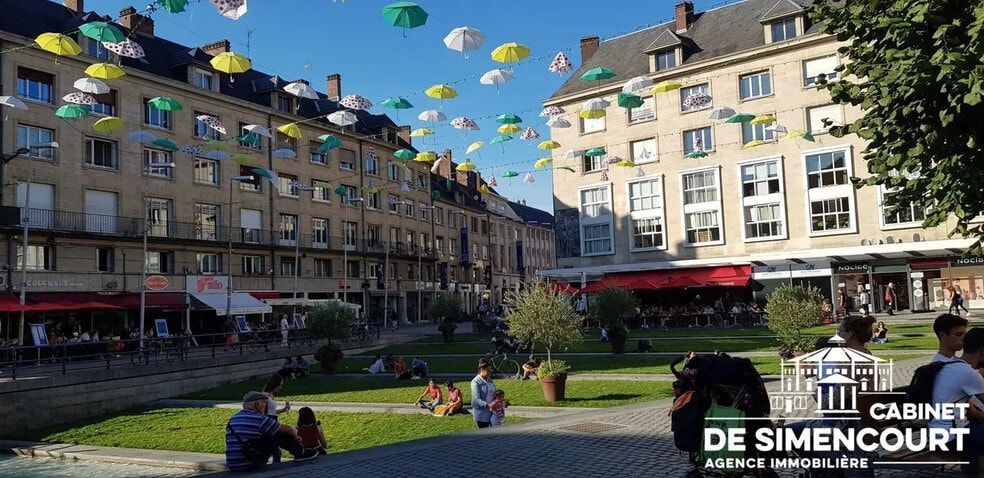 Local commercial dans Amiens à louer - Photo de l’immeuble – Image 1 sur 1