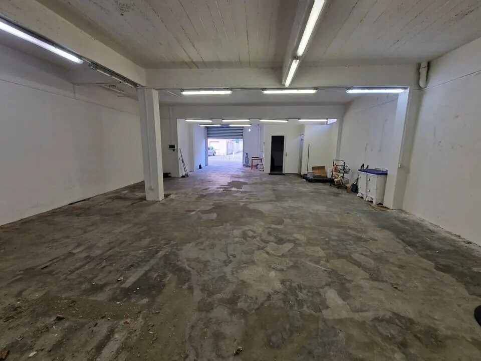 Industriel/Logistique dans Nice à vendre Photo de l’immeuble– Image 1 sur 8