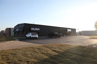 15017 S Grant St, Bixby, OK à louer Photo de l’immeuble– Image 2 sur 6