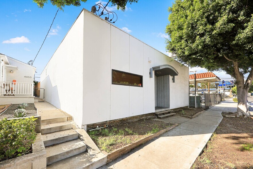 4059 Verdugo Rd, Los Angeles, CA à vendre - Photo de l’immeuble – Image 2 sur 8