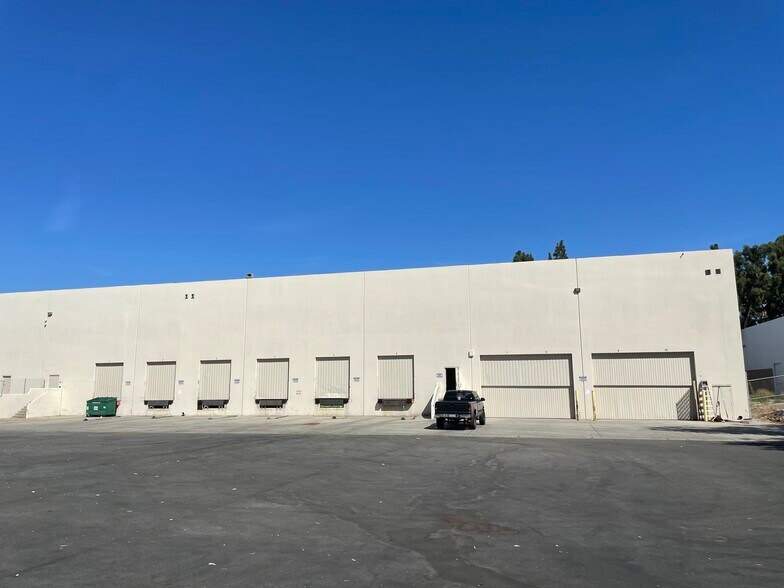 13140 Alondra Blvd, Cerritos, CA à louer - Photo de l’immeuble – Image 2 sur 6