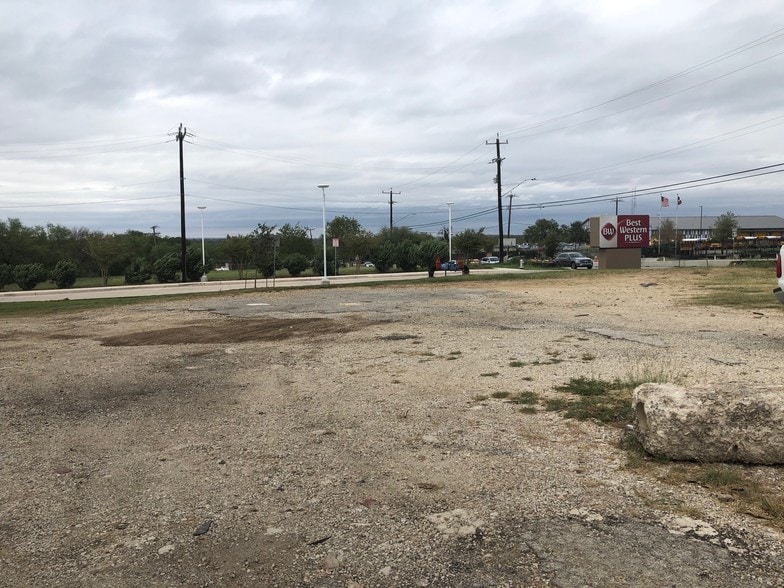401 Roland Rd, San Antonio, TX à vendre - Autre – Image 3 sur 13