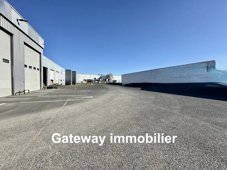 Industriel/Logistique dans Clermont-Ferrand à louer - Photo de l’immeuble – Image 3 sur 20