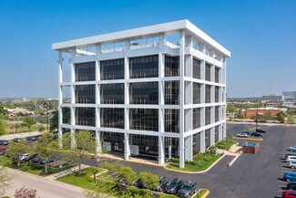 Plus de détails pour 1111 Plaza Dr, Schaumburg, IL - Différents types d’espaces à louer