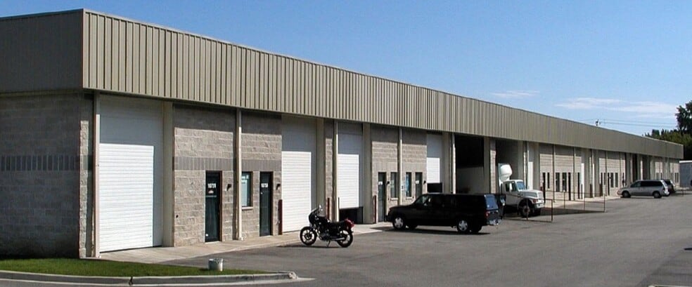10711-10785 Wolf Dr, Huntley, IL à louer - Photo de l’immeuble – Image 2 sur 5