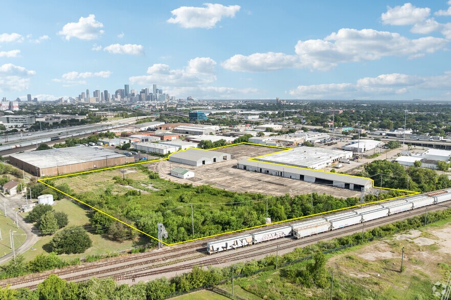 4812 Gulf Fwy, Houston, TX à vendre - Photo de l’immeuble – Image 1 sur 19