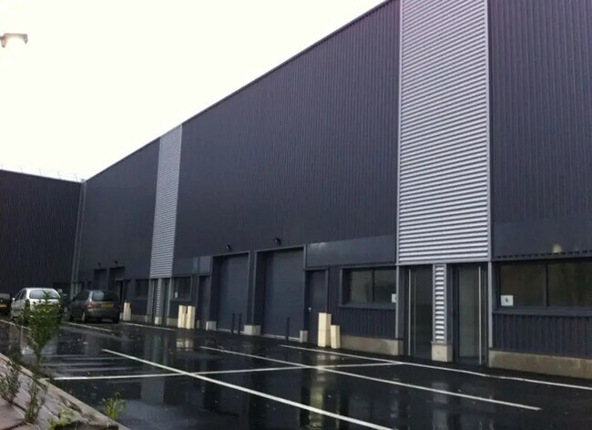 Plus de détails pour Industriel/Logistique à louer