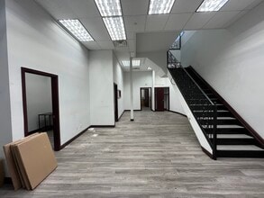 2036 McDonald Ave, Brooklyn, NY à louer Photo intérieure– Image 2 sur 18