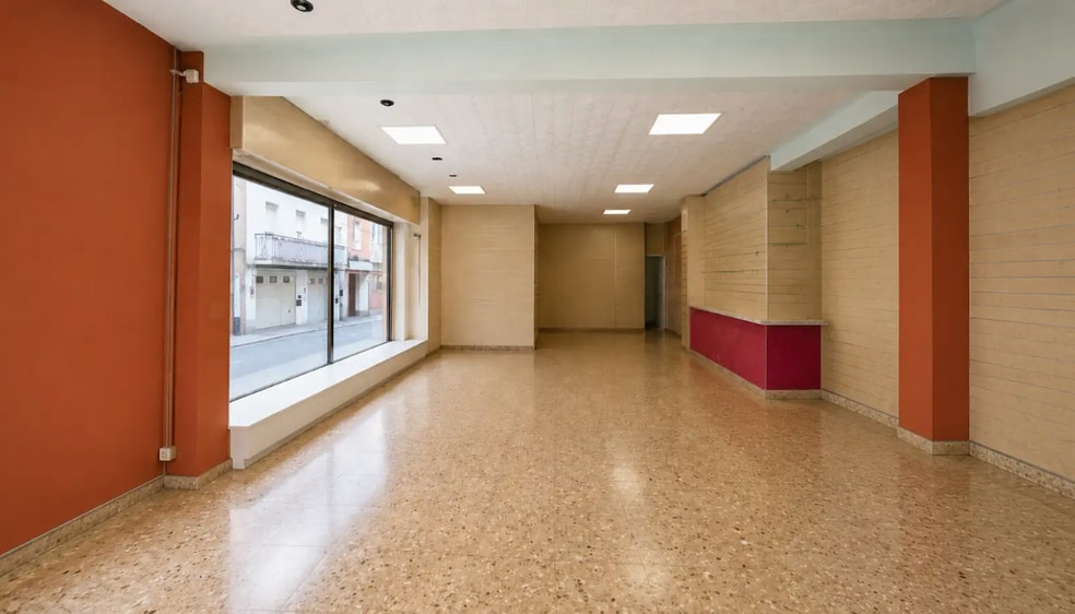 Immeuble residentiel dans Madrid, Madrid à vendre - Photo intérieure – Image 2 sur 2