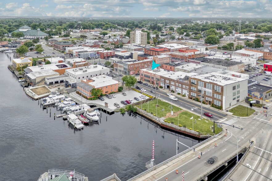 201-207 N Water St, Elizabeth City, NC à vendre - Aérien – Image 2 sur 26