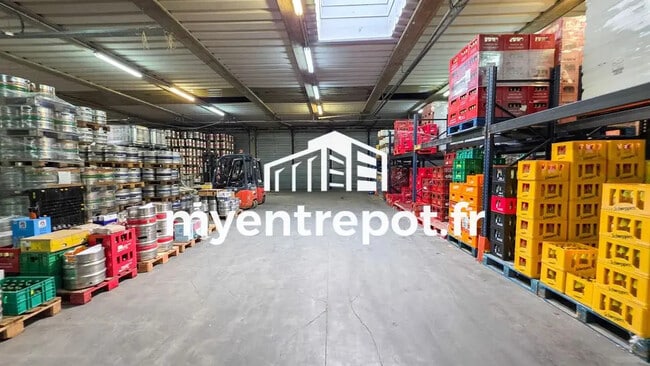 Plus de détails pour Local d’activités à vendre