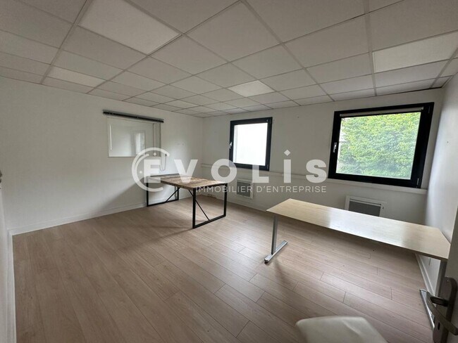 Plus de détails pour Bureau à louer