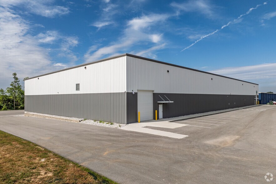 802 Lillian, Strafford, MO à louer - Photo principale – Image 1 sur 18
