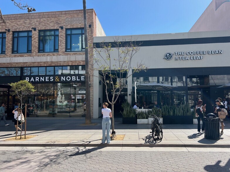 1316-1320 3rd Street Promenade, Santa Monica, CA à louer - Photo de l’immeuble – Image 2 sur 5