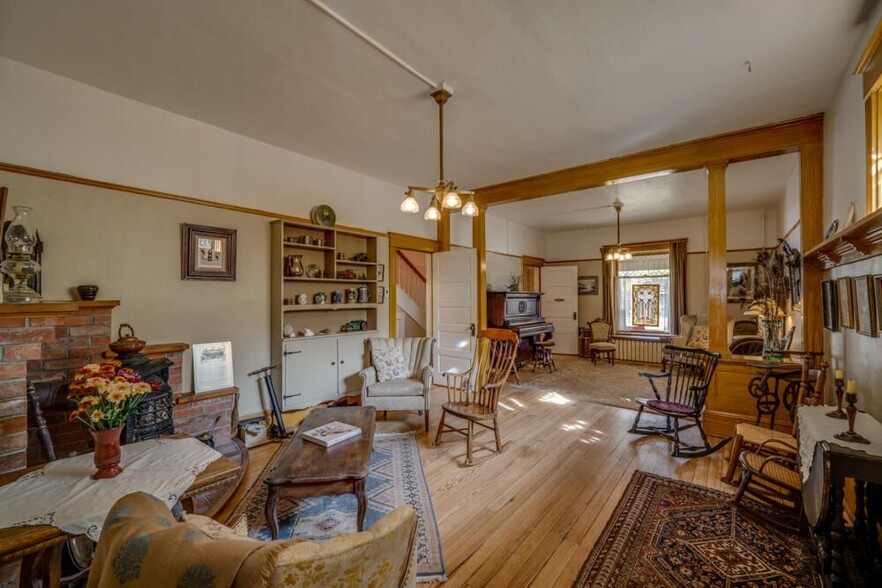 314 Main, La Veta, CO à vendre - Photo intérieure – Image 2 sur 51