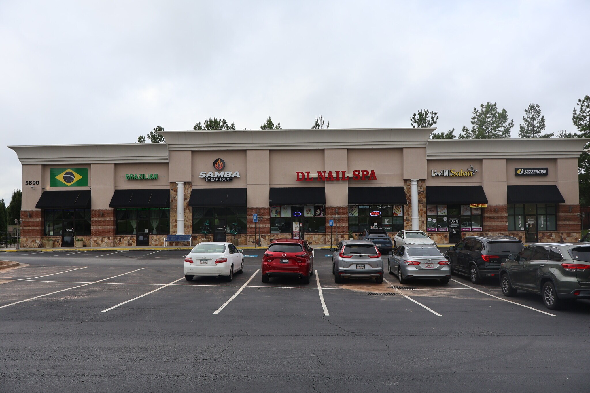 5700 Cumming Hwy, Buford, GA à louer Photo de l’immeuble– Image 1 sur 12