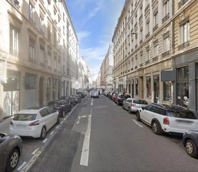 Local commercial dans Lyon à louer - Photo de l’immeuble – Image 3 sur 4