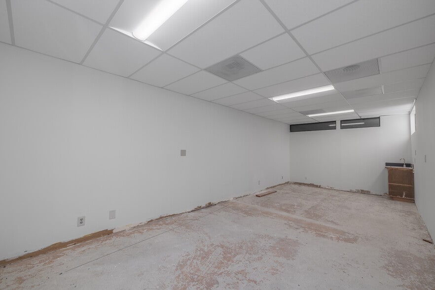 Turnkey South Bay Office Condo | 312/314 portefeuille de 2 biens à vendre sur LoopNet.fr - Numérisation 3D Matterport – Image 3 sur 26