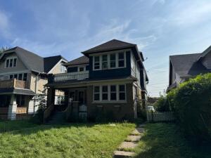 2748 N 44th St, Milwaukee, WI à vendre Photo principale– Image 1 sur 2