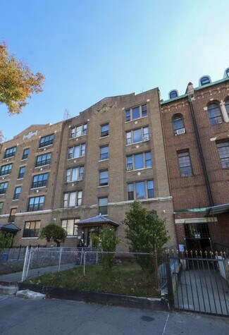 Plus de détails pour Three Pre-War Building Package – Logement à vendre, Bronx, NY