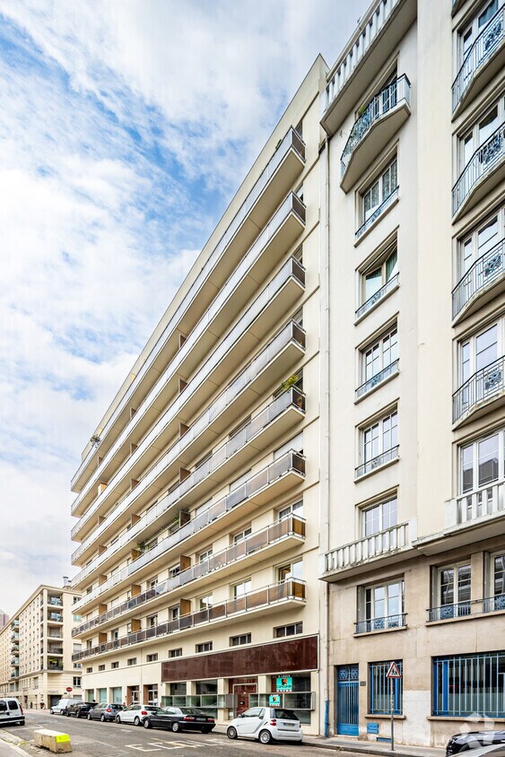 Plus de détails pour Bureau/Local commercial à louer