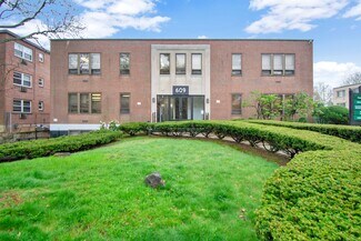 Plus de détails pour 609 Farmington Ave, Hartford, CT - Bureau, Bureau/Médical à louer