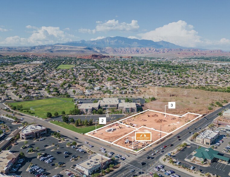 2111 E Riverside Dr, Saint George, UT à vendre - Photo de l’immeuble – Image 1 sur 2