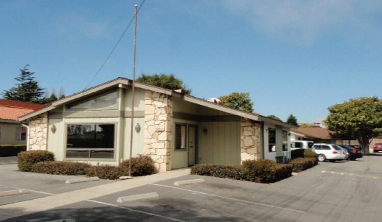 1092 E Grand Ave, Arroyo Grande, CA à louer Photo principale– Image 1 sur 5